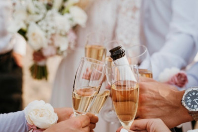 What Is the Best Method to Choose from the Wedding Venues Berkshire?