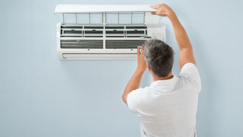 Installing split air conditioners in Riyadh