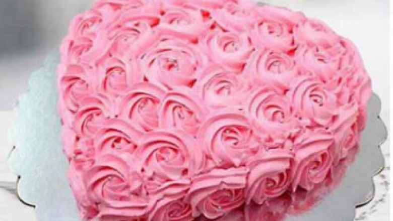 Buy Best Strawberry Cake Design Online