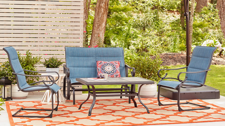 Cover Your Room in Luxury With Iconic Rugs