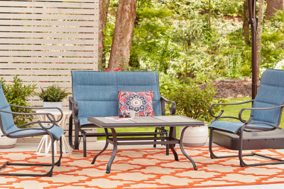 Cover Your Room in Luxury With Iconic Rugs