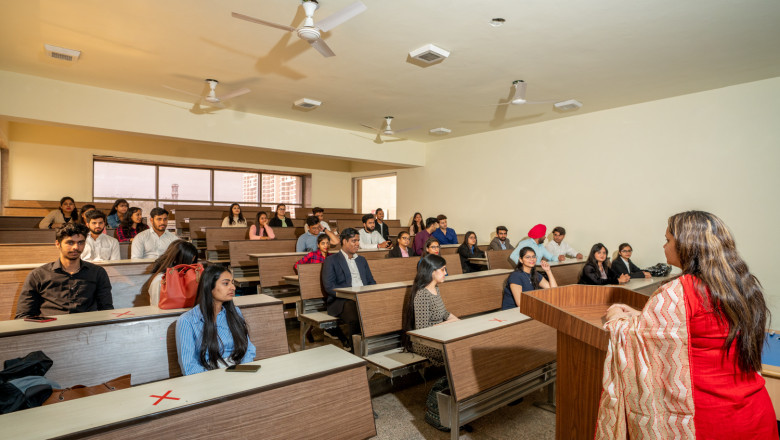 Bachelor of Science in Data Science Course by KR Mangalam University