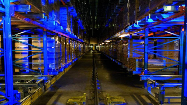 Lineage Logistics raises $1.7bn, total fundraising $6bn in 2 yrs