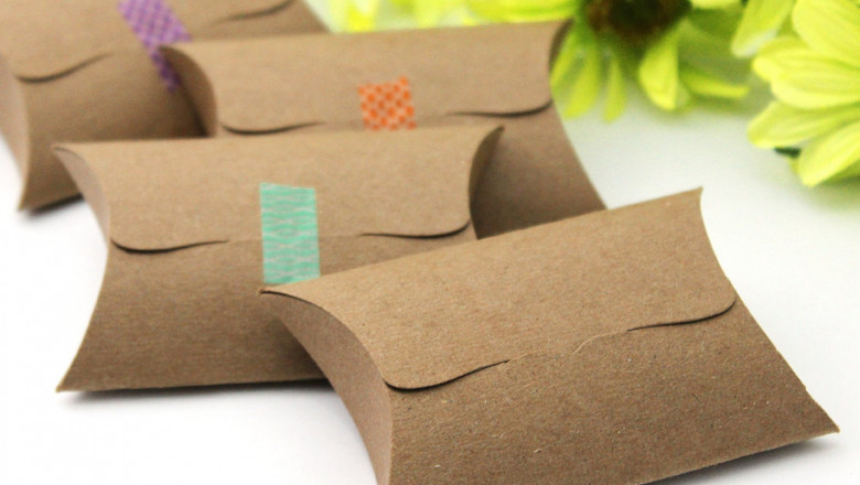Well Customized Custom Pillow Boxes and Brand Personality