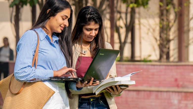 BBA with Specialization in Human Resources by KR Mangalam University