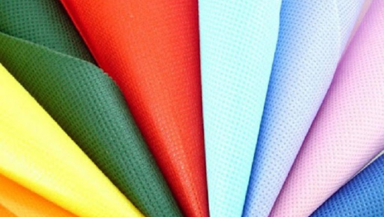 Non Woven Shopping Bags: The Main Advantages