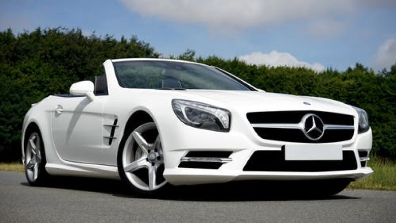 Things to keep in mind before signing car loan