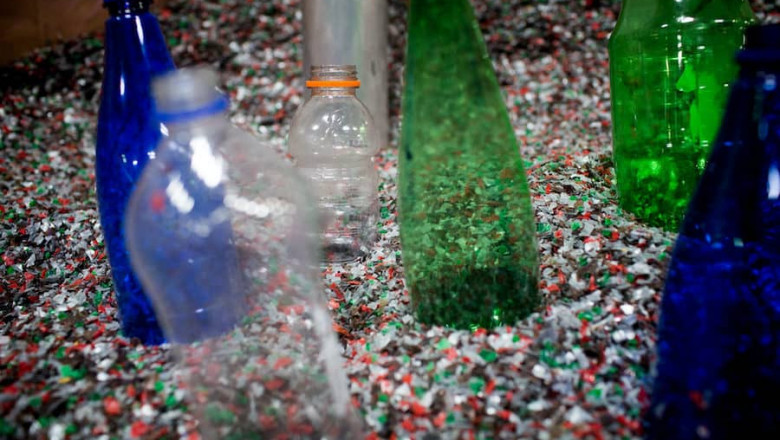 Global Recycled PET (r-PET) Bottles Chips Market Insights and Trends to 2027