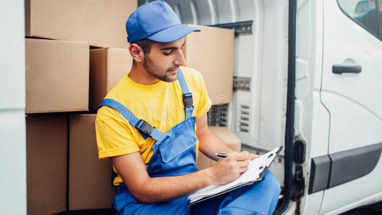 Cheap and easy shipping to Canada in just a few clicks