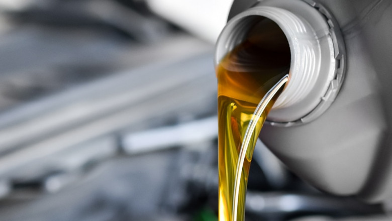 Industrial Greases Market by Base Oil (Mineral, Synthetic, Bio-Based), Thickener Type (Metallic Soap, Non-Soap, Inorganic)