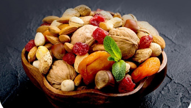 Get the Best Dry Fruits Online in UAE at Quoodo
