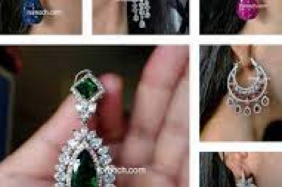 6 Chic Hairstyles That Let Your Statement Earrings Shine