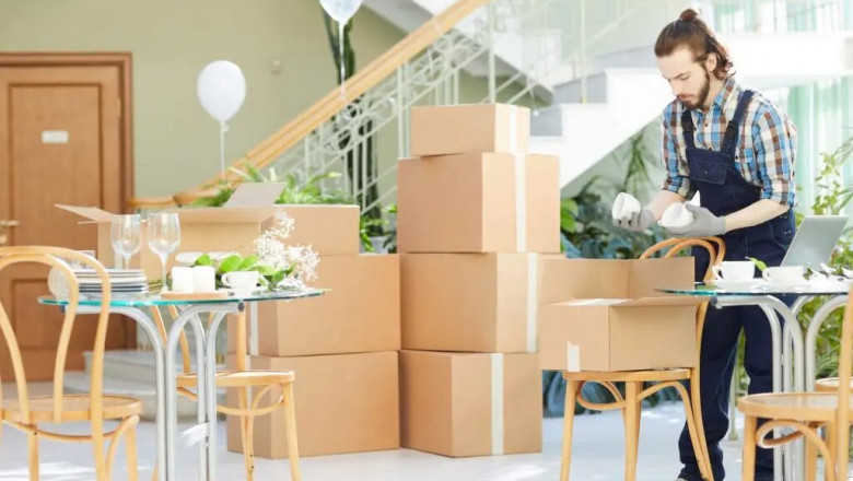 Long Distance Storage Moving Agent in Florida