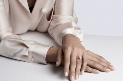 Thinking About Popping The Question? Here’s How to Make It Memorable