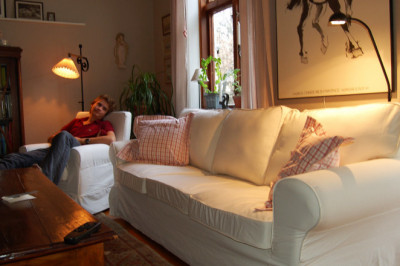 8 Advantages of Chair & Sofa Slipcovers