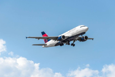 Delta Cargo introduces SAF Program for its cargo customers to meet sustainability goals