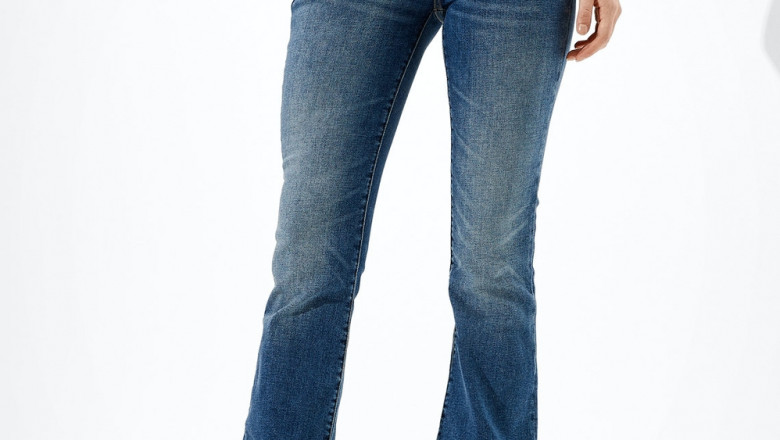 Buy American Eagle Bootcut Jeans for Womens Online l Jeans for Women