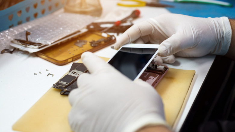 IPhone Repair And Service - Entire Tech