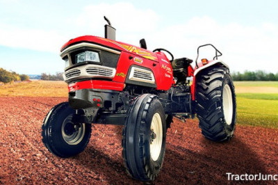 Mahindra 555 Tractor Price in India For Farming