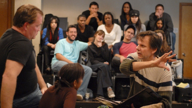 7 Ideas On What To Do If You Can't Take An Acting Class