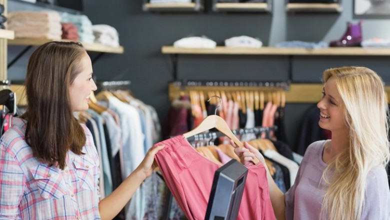Dont Miss These Tips While Stocking Wholesale Dresses In Uk!