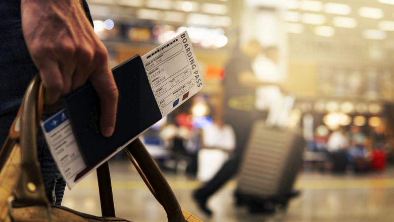 Discover 4 Essential Travel Apps