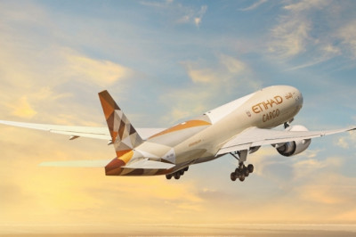 IATA certifies Etihad Cargo as CEIV for live animals logistics