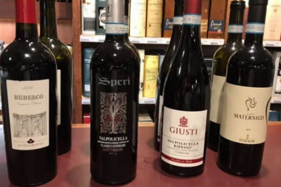 Buy Premium Quality Of Liquor From Andrew Hilton Wine & Spirits