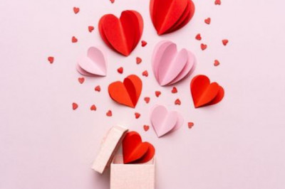 AMAZON PICKS: VALENTINE’S DAY GIFTS THAT ARE SURPRISINGLY ROMANTIC THAT YOU CAN BUY FROM AMAZON