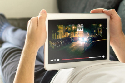 Top 7 Alternatives to Vimeo in 2022: Pricing, Features & More