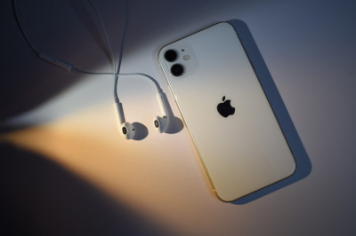 Get the Latest Refurbished Mobile Phones with Mobi Group