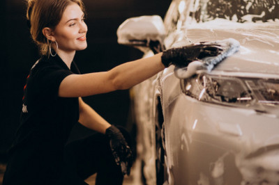 How Do I Wash My Car for Resale