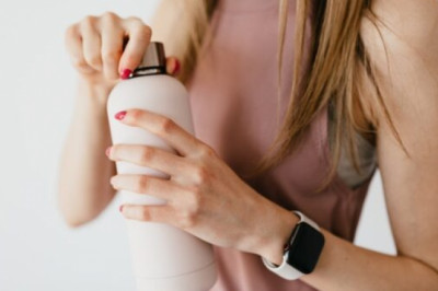 How to get a girl's attention with a smart watch