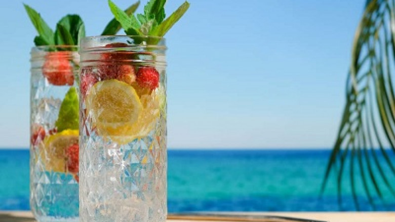 North America Hard Seltzer Market to Surpass USD 14230.75 Million by 2027