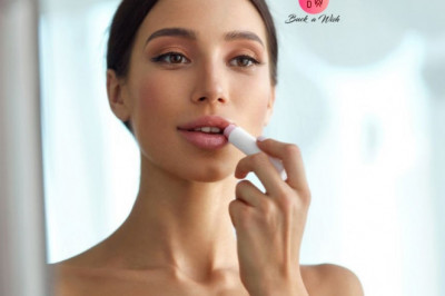BEST TINTED LIP BALMS TO COMPLIMENT YOUR NATURAL GLOW