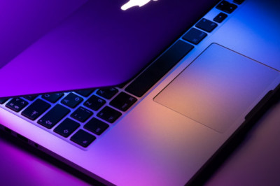 What are the Essential Factors to Consider While Renting MacBook?
