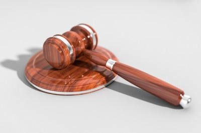 William D King: Lawyer Gets Rid of Client, Keeps the Car