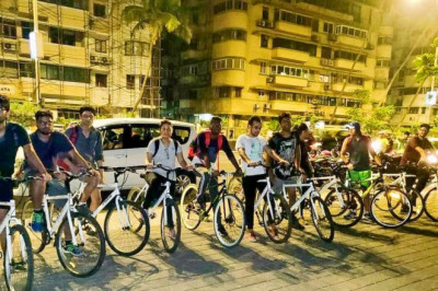 Mumbai Night cycling event
