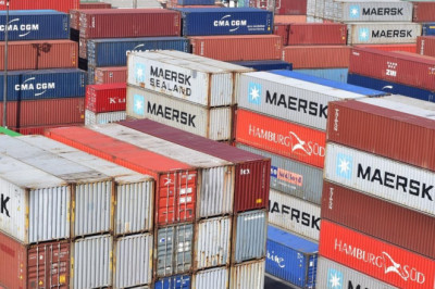 Pile of containers - 3.5 million TEU - likely in U.S.