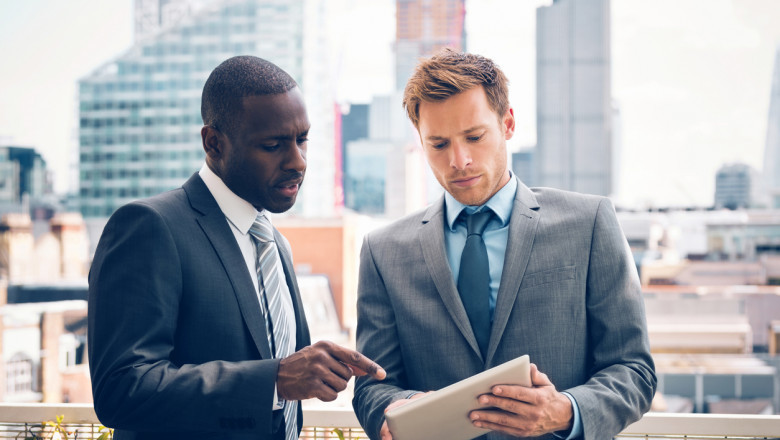 Adopting Flexibility through Rendezvous Desk Booking Software