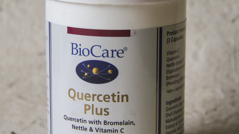 Quercetin Bromelain uses & benefits