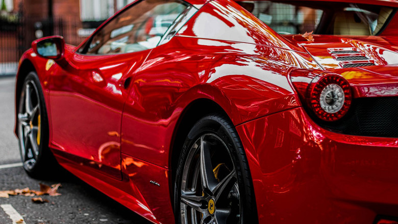 Automotive Coating Resin is a high-performance coating compound that is widely used in vehicles owing to its heat-, water-, and rust-resistant properties