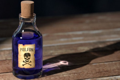Is ethanol poisonous?