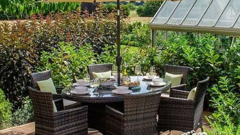 Three ways to choose the right garden furniture