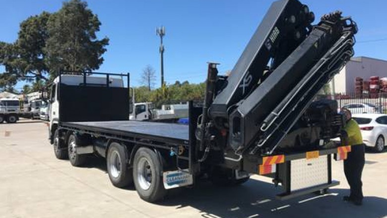 24/7 Live Support Hiab Truck Mounted Crane Services In Sydney | TSS Carriers
