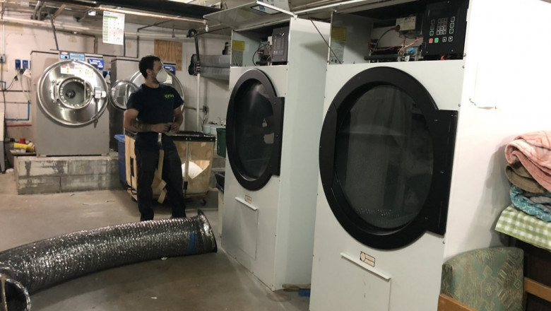 Cleaning ventilation from grease