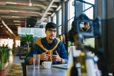 WHY SHOULD YOU USE VIDEO MARKETING TO GROW YOUR BUSINESS?