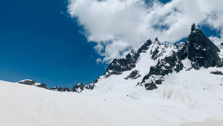 Hampta Pass Trek, Manali | Book Online @ Flat 20% Off
