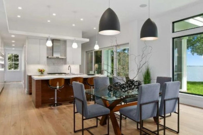 pendant lights over kitchen island
