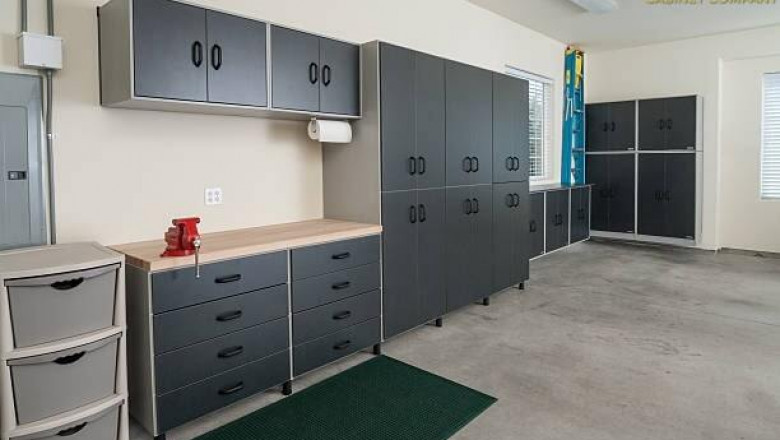 Alpine Garage -
